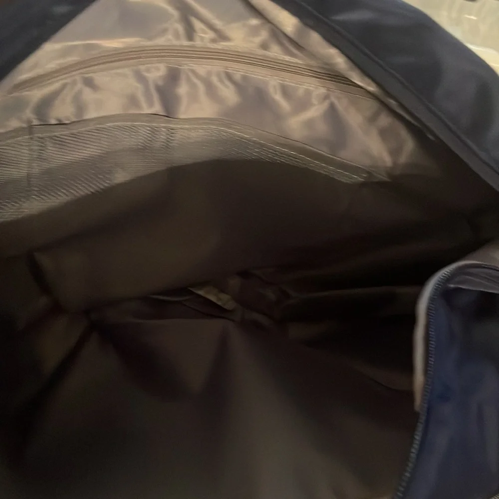 Navy blue weekender travel bag - Picture 4 of 5